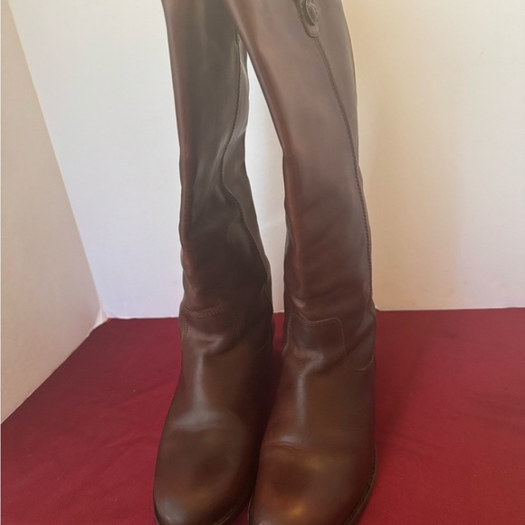 Frye “Melissa” Leather Boots Size 7 in EUC; Quality Boots - Picture 5 of 16
